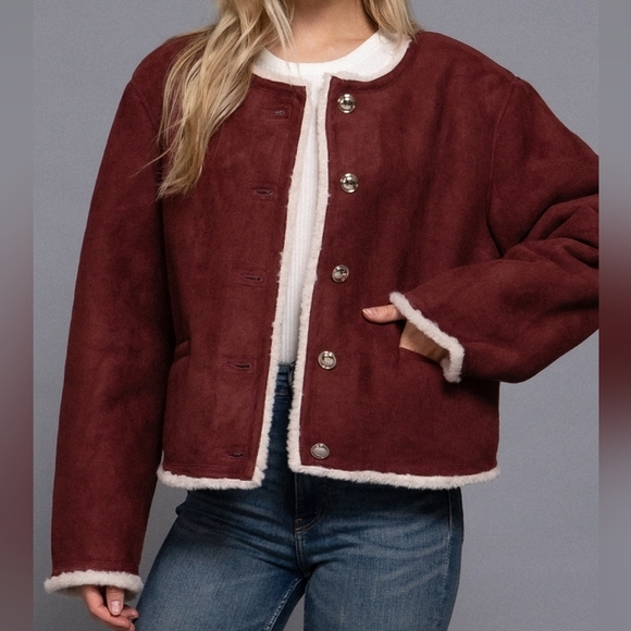 NWT Sherpa Lined Maroon Cropped Sueded Jacket Sizes Small -Large - Picture 3 of 4
